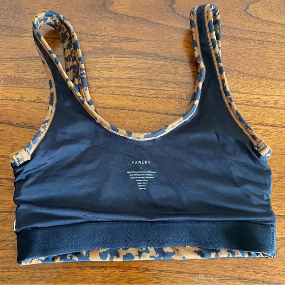 Varley Let's Move Kellam Bra
- Bronze Cheetah. SIZE. SMALL - Picture 11 of 16